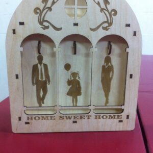 Aile Figürlü Duvar Askılı Anahtarlık